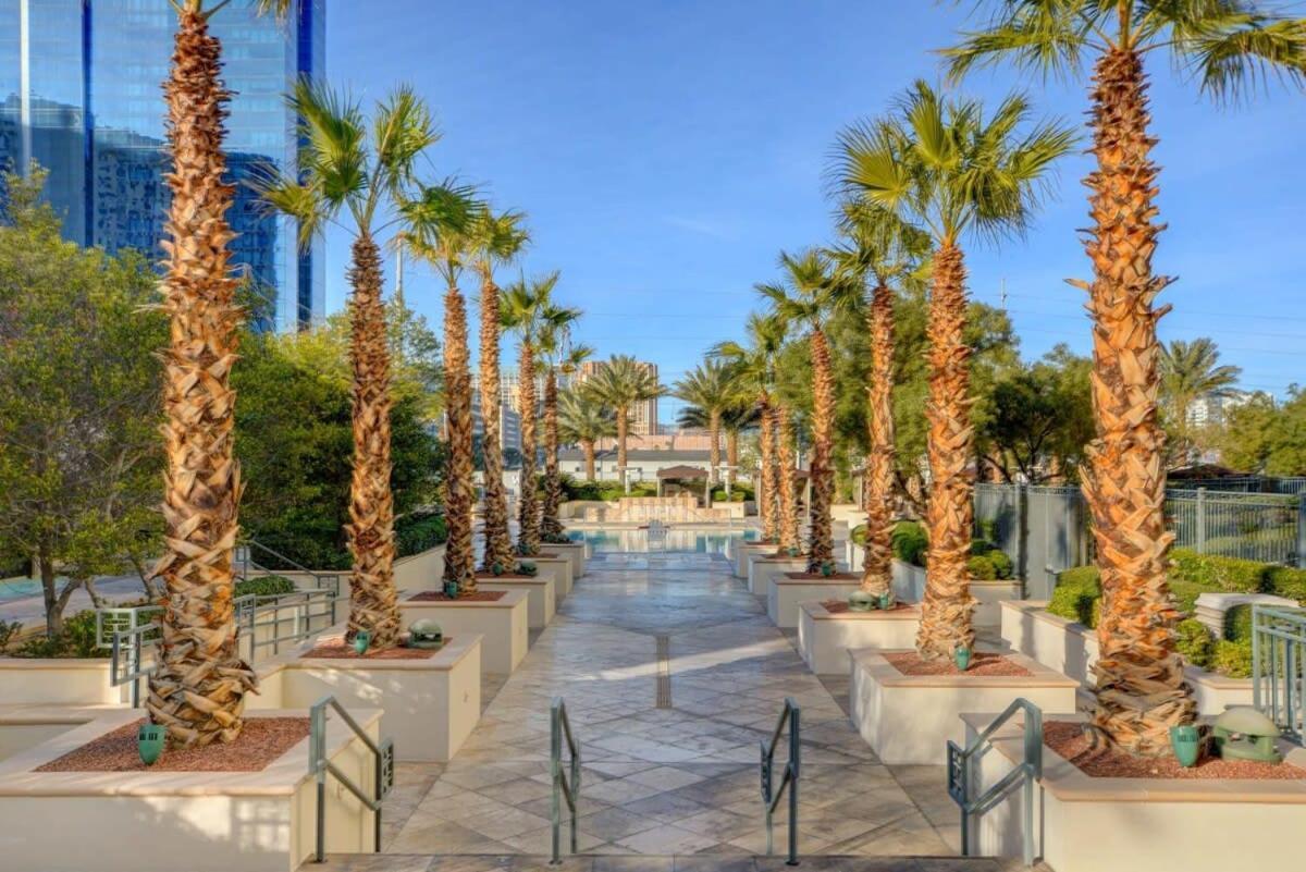 Mgm Signature-23-811 F1 Track & Strip View Studio Las Vegas Esterno foto